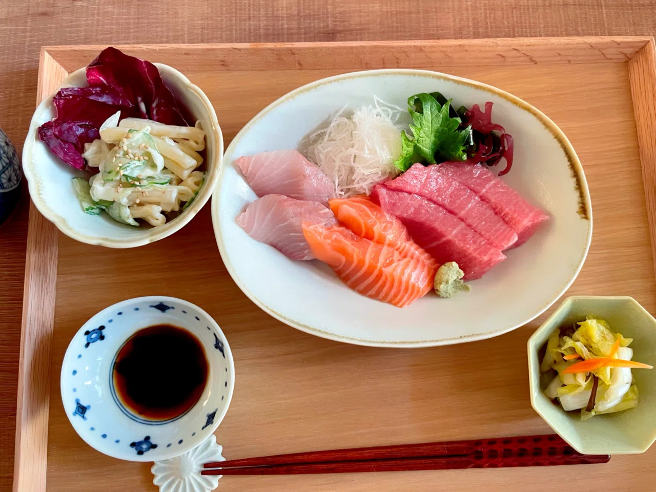 今日はお刺身三種盛り｜カオル