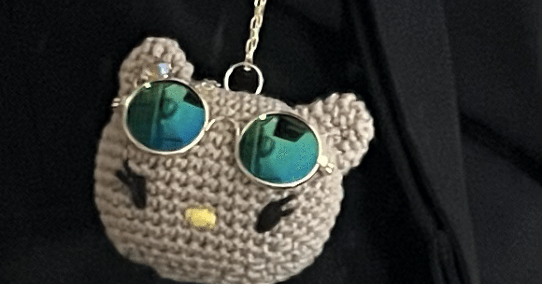 あみぐるみのこと- 日焼けキティ｜Mamemochi