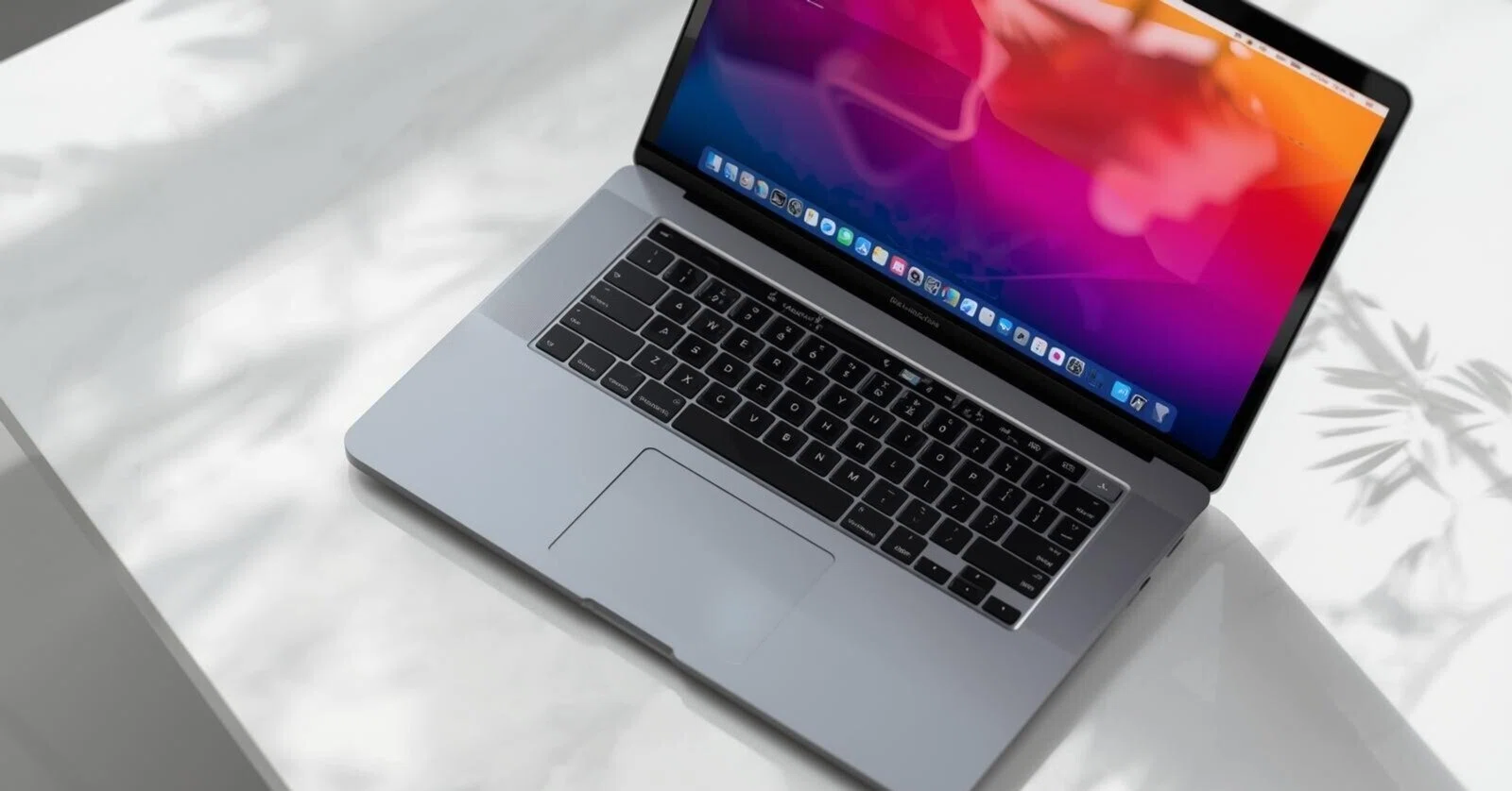 ? MacBook 2025年モデル徹底比較 — 自分に合う1台はどれ？｜生活を 