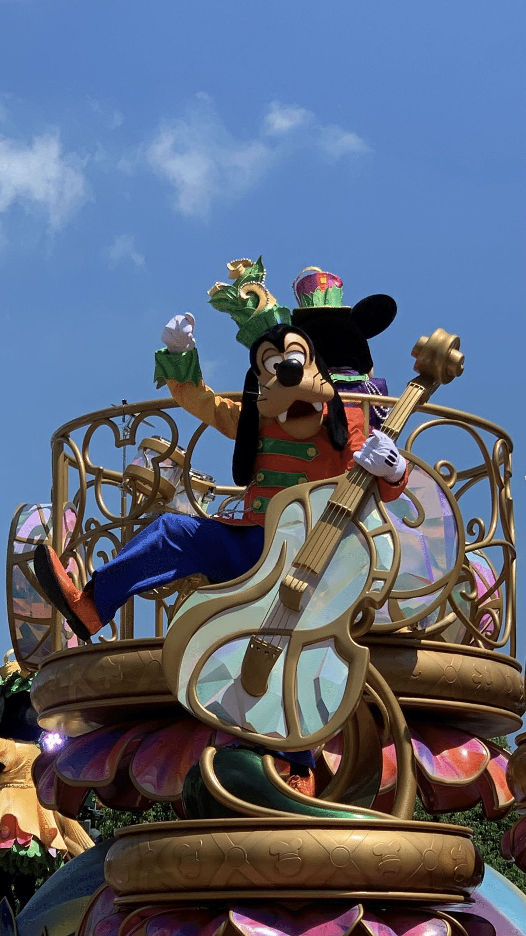 ✈️香港ディズニー｜グーフィーがずっと見てくれる…！『フレンドタ