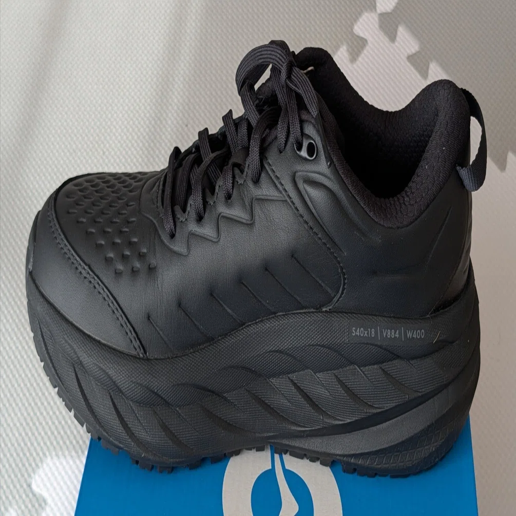 靴👟を買った話：BONDI SR/HOKA ONE ONE｜たぬ