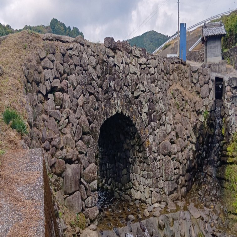 面無橋 南島原に存在する日本で唯一の“自然石アーチ橋”の奇跡｜長崎通信社