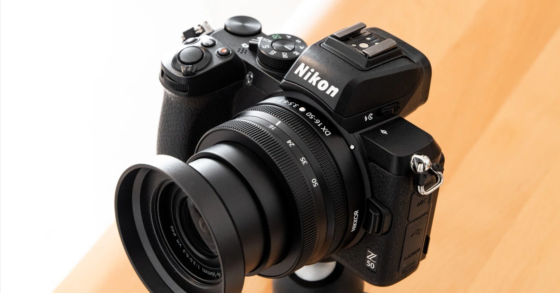 Nikon Z50 ミラーレスカメラ レンズ4つ付き Nikon Z50 II ミラーレス 