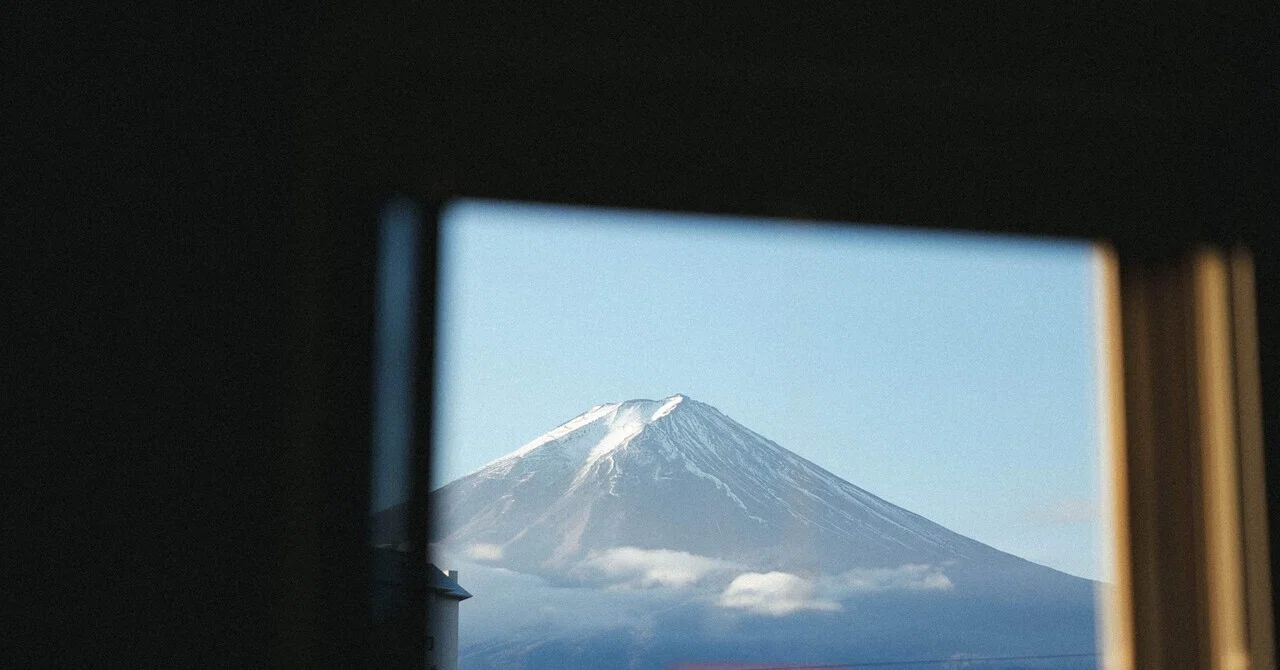 股旅　舞台ステージ幕　富士山　布製 富士の麓の芸術祭『布の芸術祭 FUJI TEXTILE WEEK 2025』を訪ねて