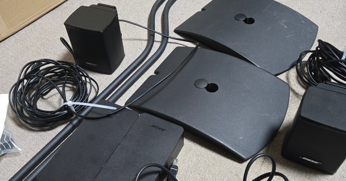 Boseリアスピーカー黒 リアスピーカー導入しちゃった。｜ようちゃん(たなよう)