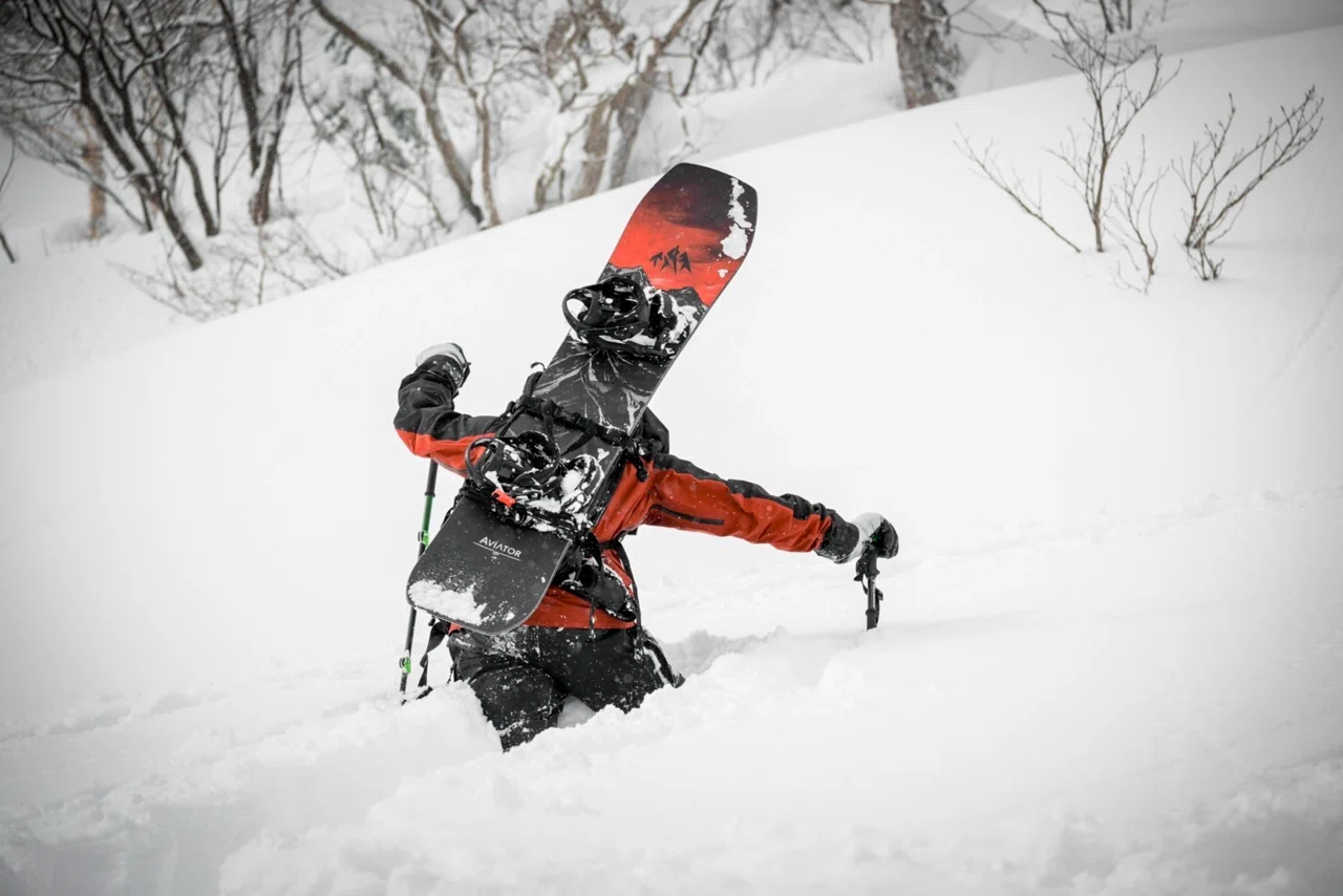 jones snowboardsで攻める｜北海道バックカントリー｜なりけん｜登山と 