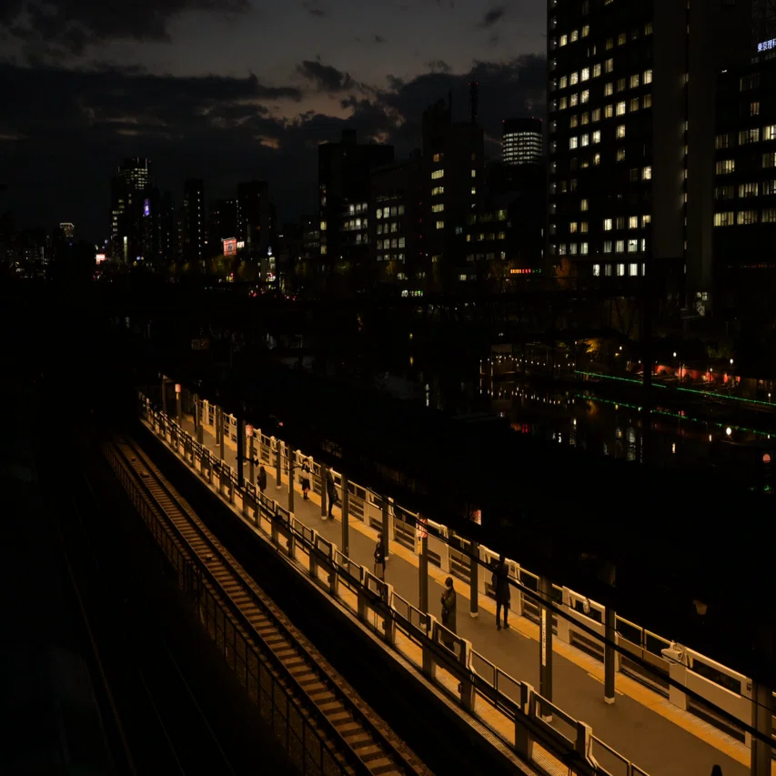 17時前なのにこんなに暗い #1｜morihito