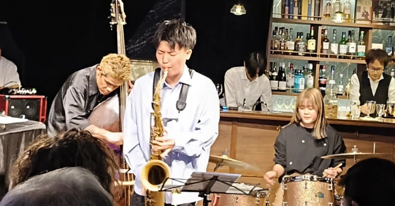 リアル　人形　ミュージック　JAZZ演奏者　BAR　飲食店などに　特大 芸術の秋＠大阪 ②心斎橋 Proust｜ADPUB