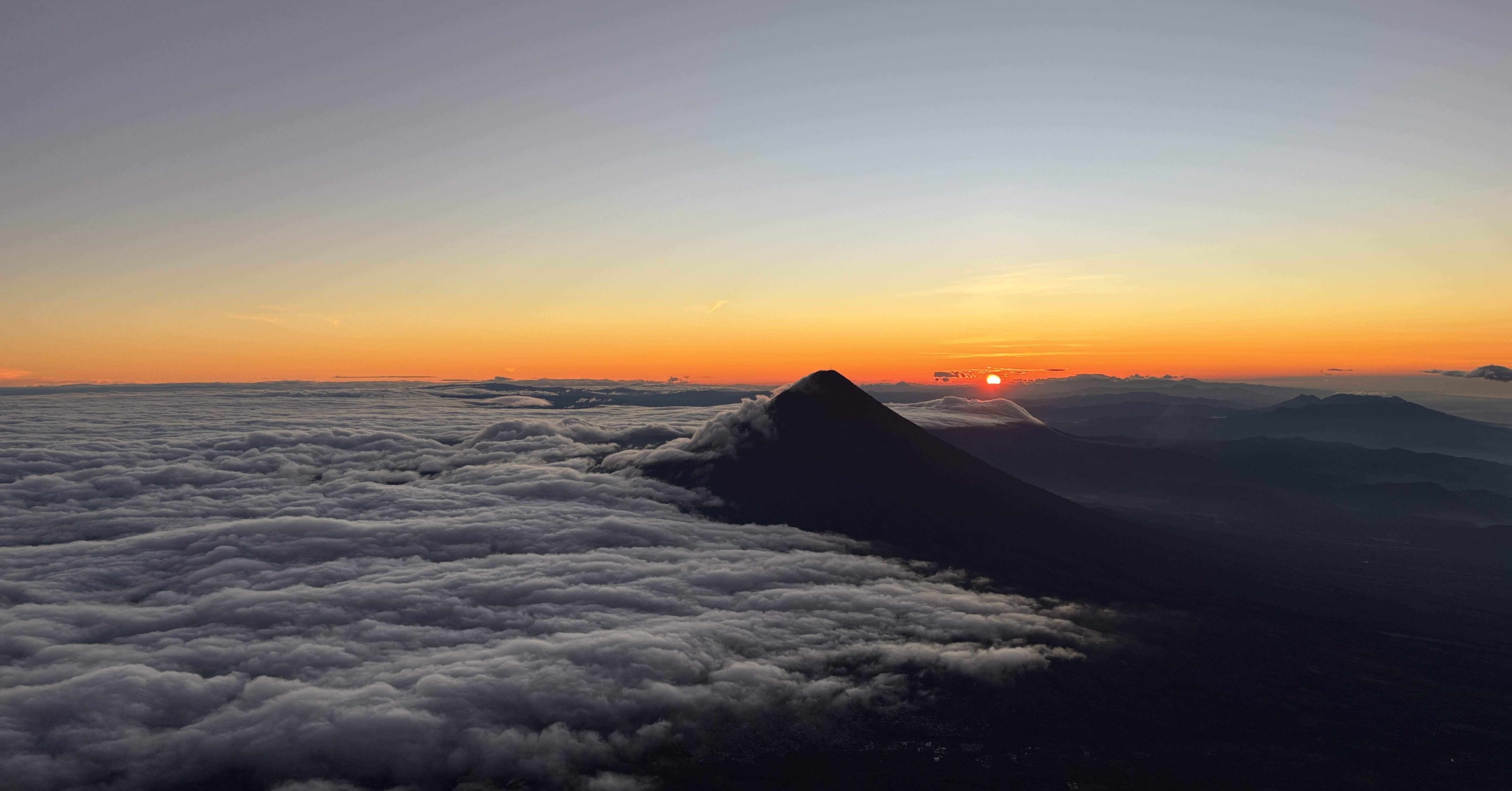 山採り　アカシデ　特大 世界一周の旅153アカテナンゴ火山御来光編｜Tato/旅の備忘録