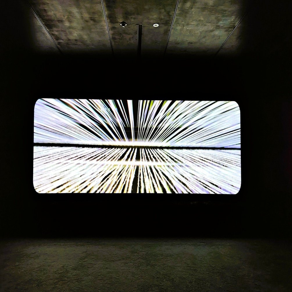 展覧会レポ：西陣織×電子音楽が生む“音の織物”──HOSOO GALLERY「WAVE