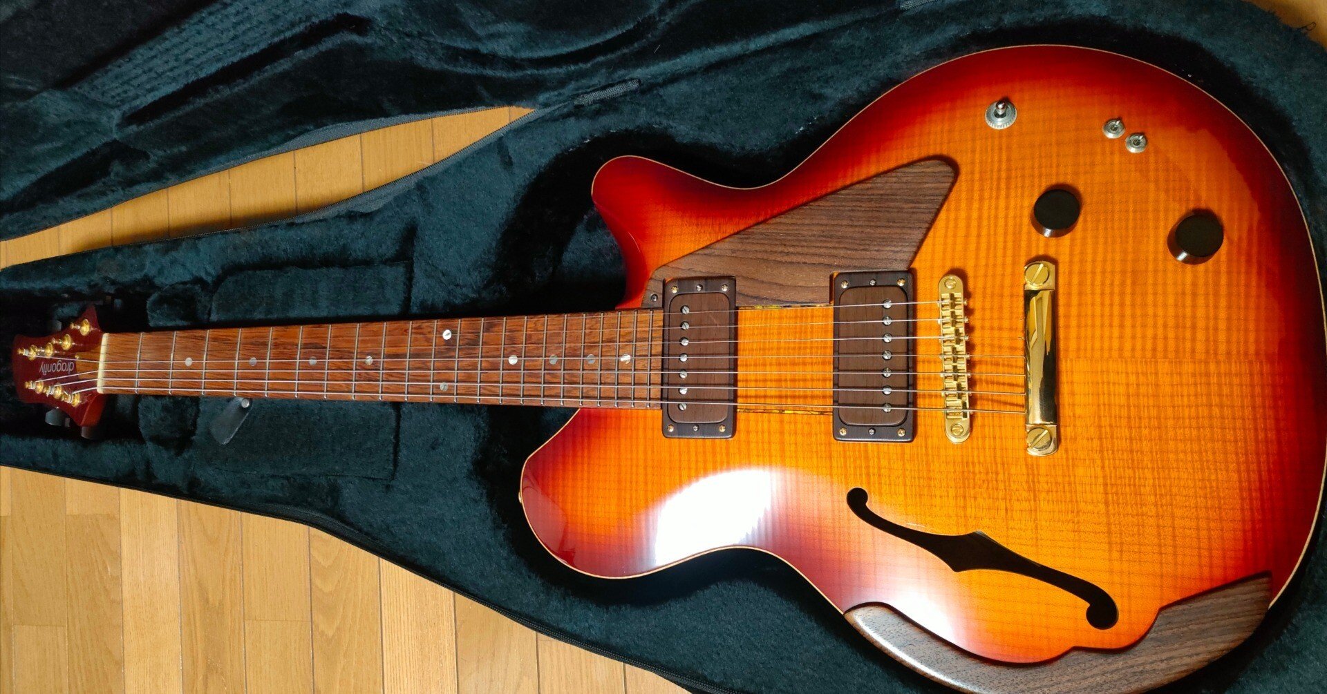 思考ノート388運命的な7弦セミアコ｜Maggie