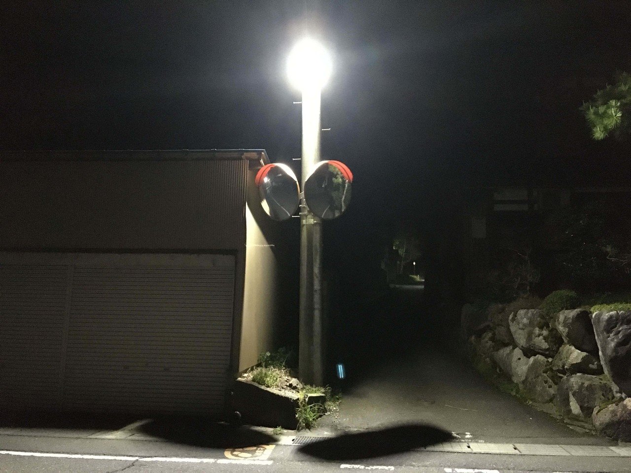 どうやっても諦め切れない Snsを非表示にした これで思いついたら連絡してしまうことに歯止めがかけられる かも 家の中 にいたらだらだら悩んでできなかっただろう 冷たく暗い夜道でなら 決意をさっと行動に タナカアキ Note どうやっても諦め切れない Snsを非表示にした これで思いついたら連絡してしまうことに歯止めがかけられる かも 家の中 にいたらだらだら悩んでできなかっただろう 冷たく暗い夜道でなら 決意をさっと行動に タナカアキ Note