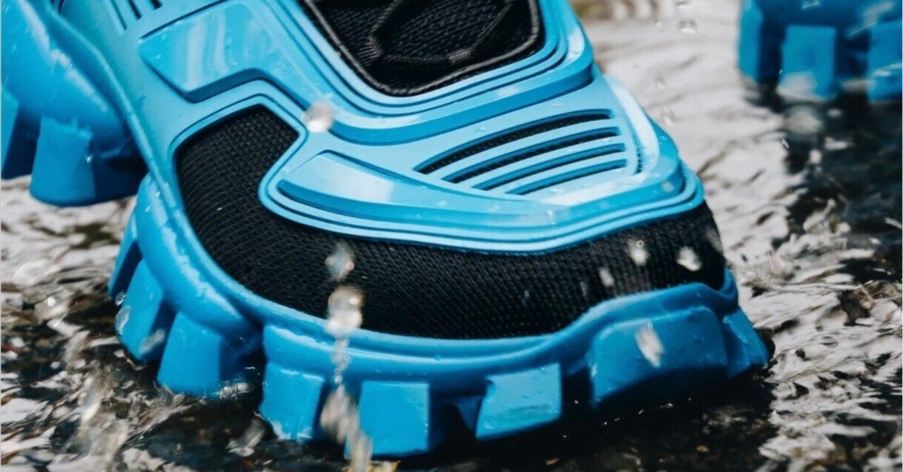 ド年末にPRADAのクラウドバストサンダーが欲しくなってきたんだが。｜taki