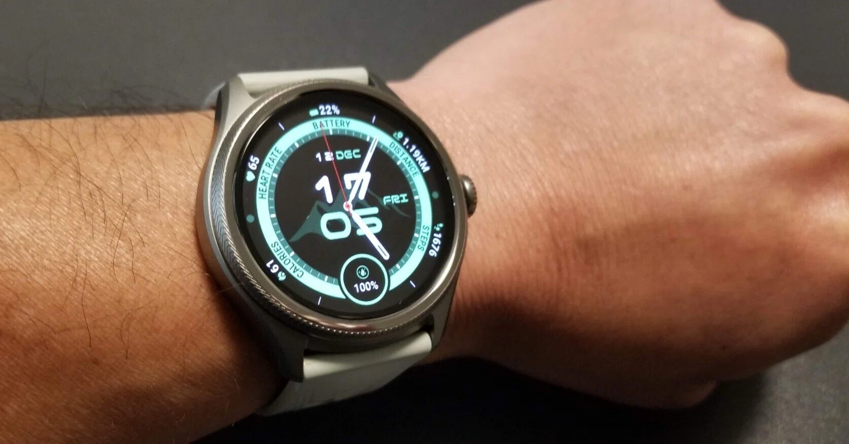 スマートウォッチ「Ticwatch Pro 5 Enduro」レビュー｜掃除係長