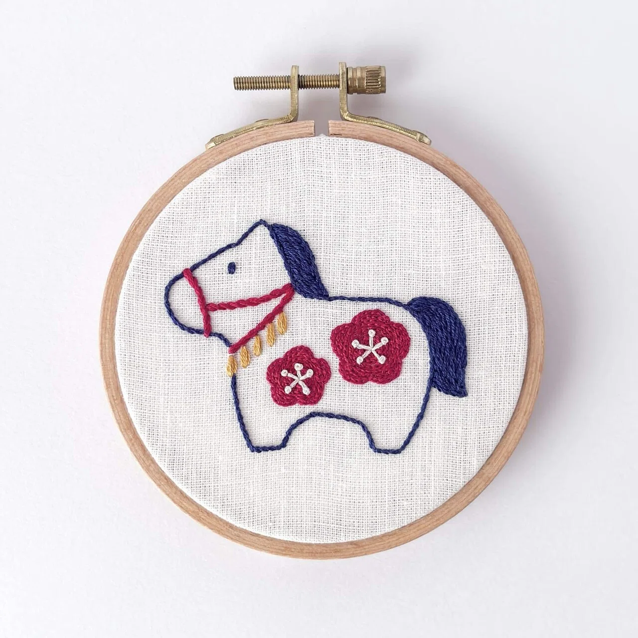 無料】刺繍図案 午年（うま年）｜Atelier Orava（アトリエ オラバ）
