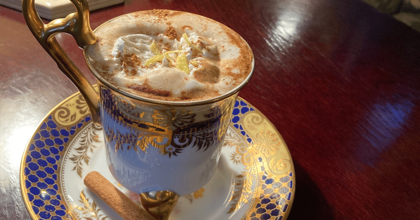 カプチーノを愛飲する方に　フランス銀器　シナモン入れ　レアなビンテージ カプチーノを愛飲する方に フランス銀器 シナモン入れ レアなビンテージ