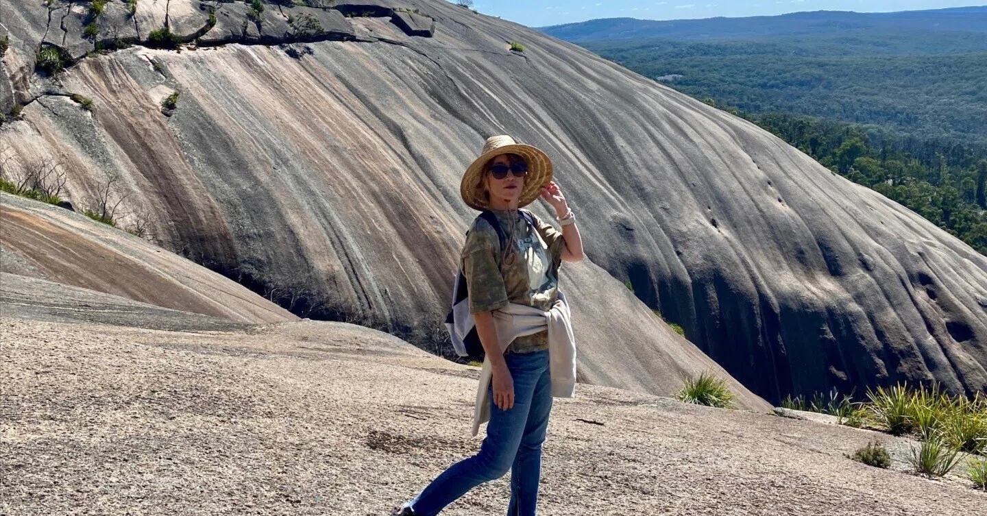 オーストラリアの巨大岩に登る🇦🇺Bald Rock国立公園｜YUMIKO