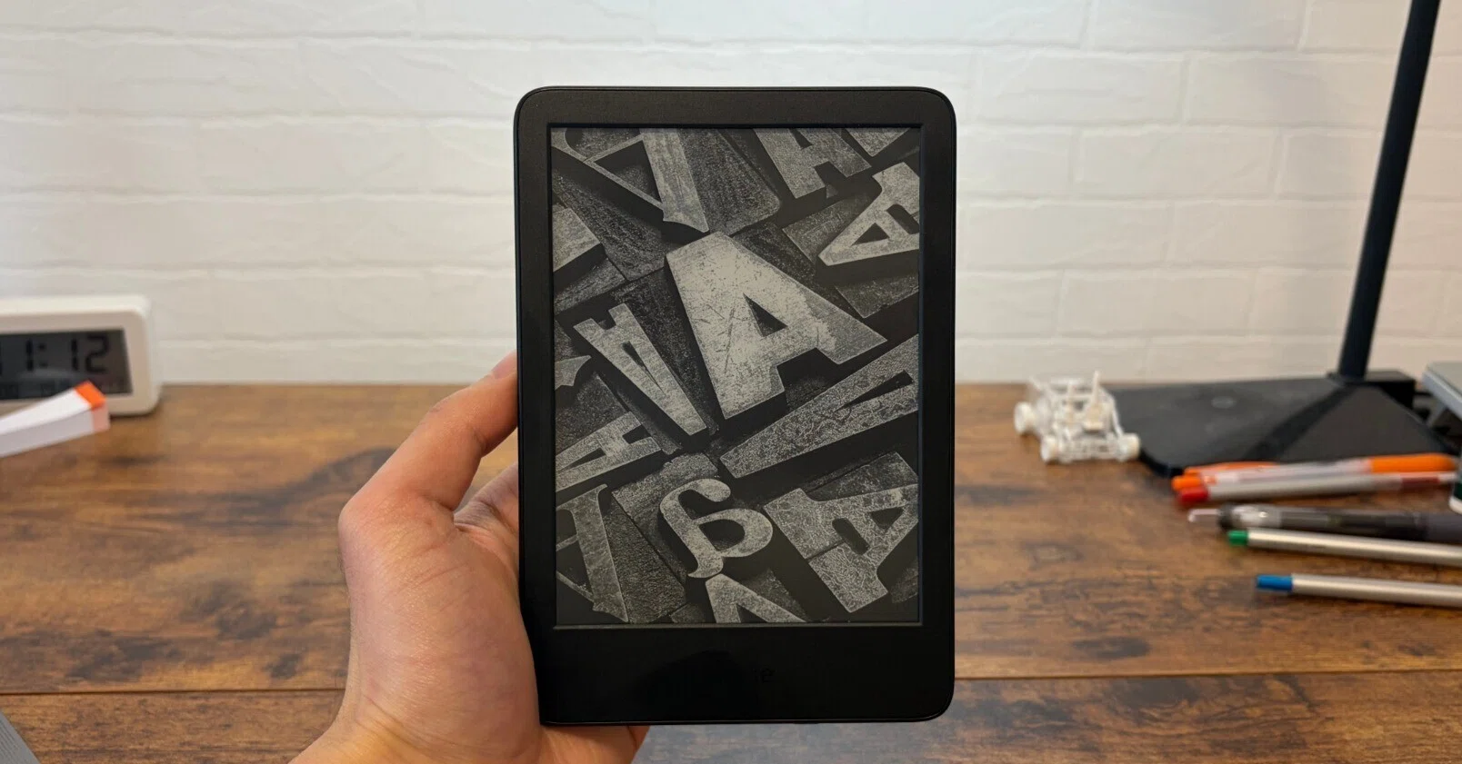Kindle Paperwhite 第10世代 から無印Kindle第11世代へ買い換えた話