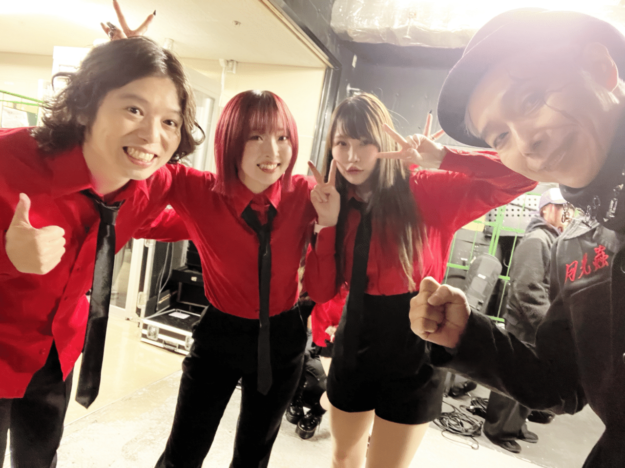 明日14日はファンミ会。21日筋肉少女帯。28日名曲喫茶オーケン悪宮戦車座長とです。