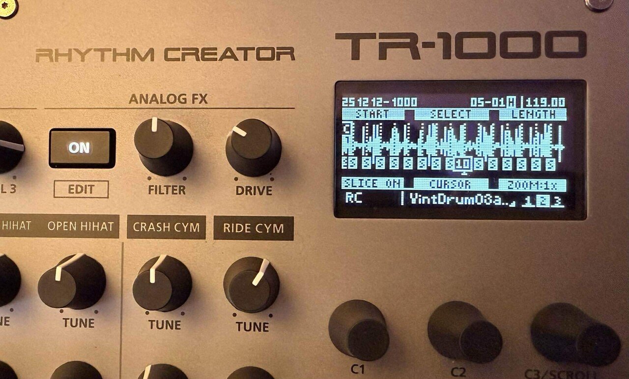 Roland TR-1000 デジタルドラムマシンの終着駅 とりあえず初期レビュー