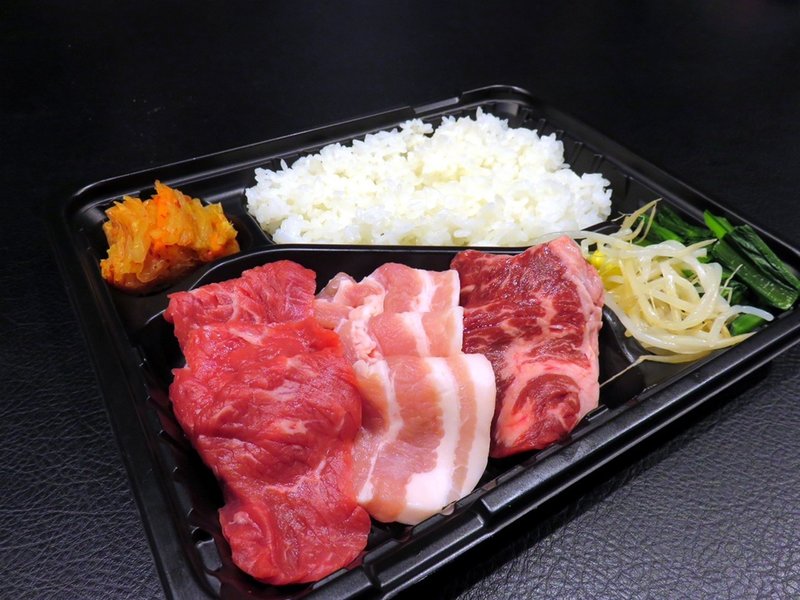 店舗紹介 焼肉ダイニング零 ぜろ Bohemian Naomi 歳でオーナーママ 10年しました Note 店舗紹介 焼肉ダイニング零 ぜろ Bohemian Naomi 歳でオーナーママ 10年しました Note