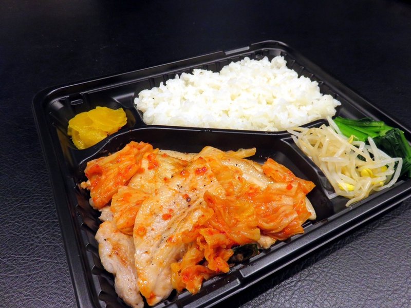 店舗紹介 焼肉ダイニング零 ぜろ Bohemian Naomi 歳でオーナーママ 10年しました Note