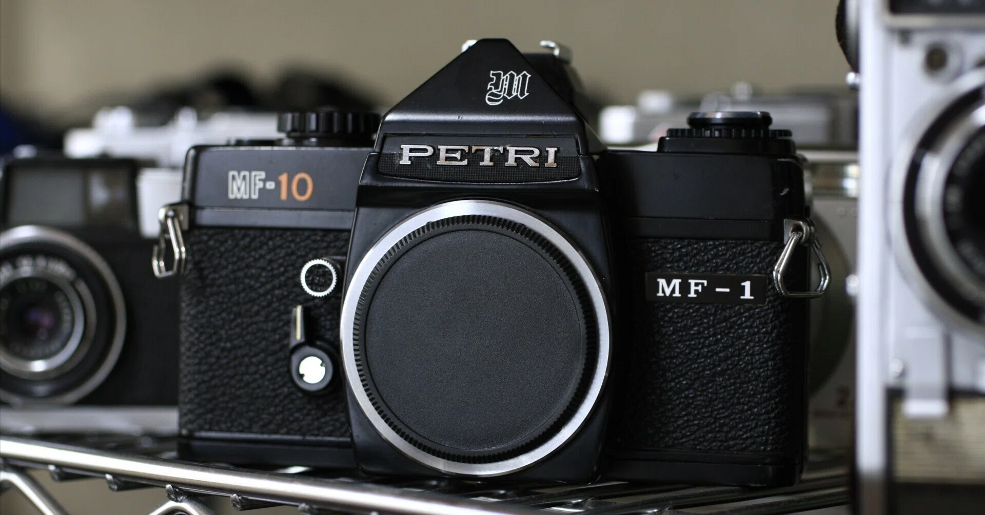 不気味なまでの凡庸さPETRI MF-1 MF-10｜Sven.