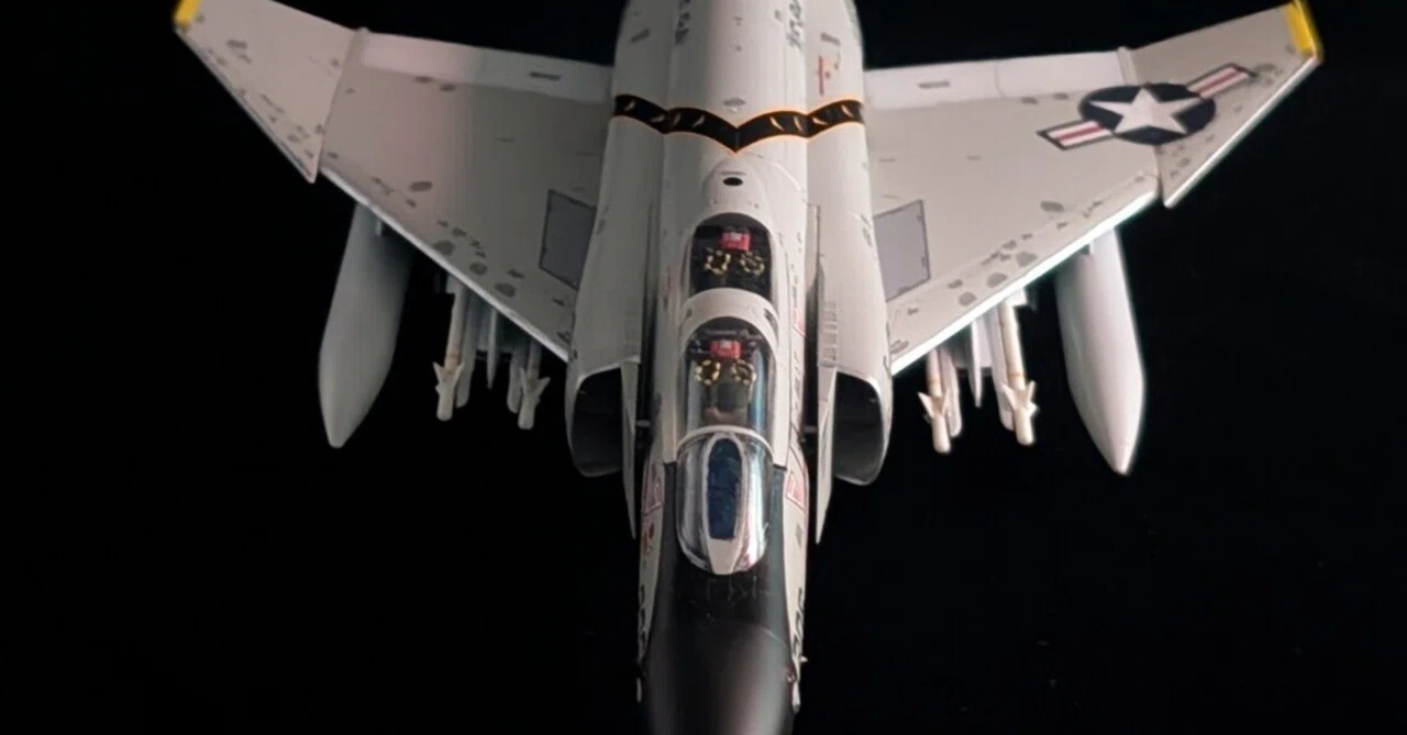 ﾌｧｲﾝﾓｰﾙﾄﾞ 1/72 F-4B VF-84”ｼﾞｮﾘｰﾛｼﾞｬｰｽ”｜大豆。。。