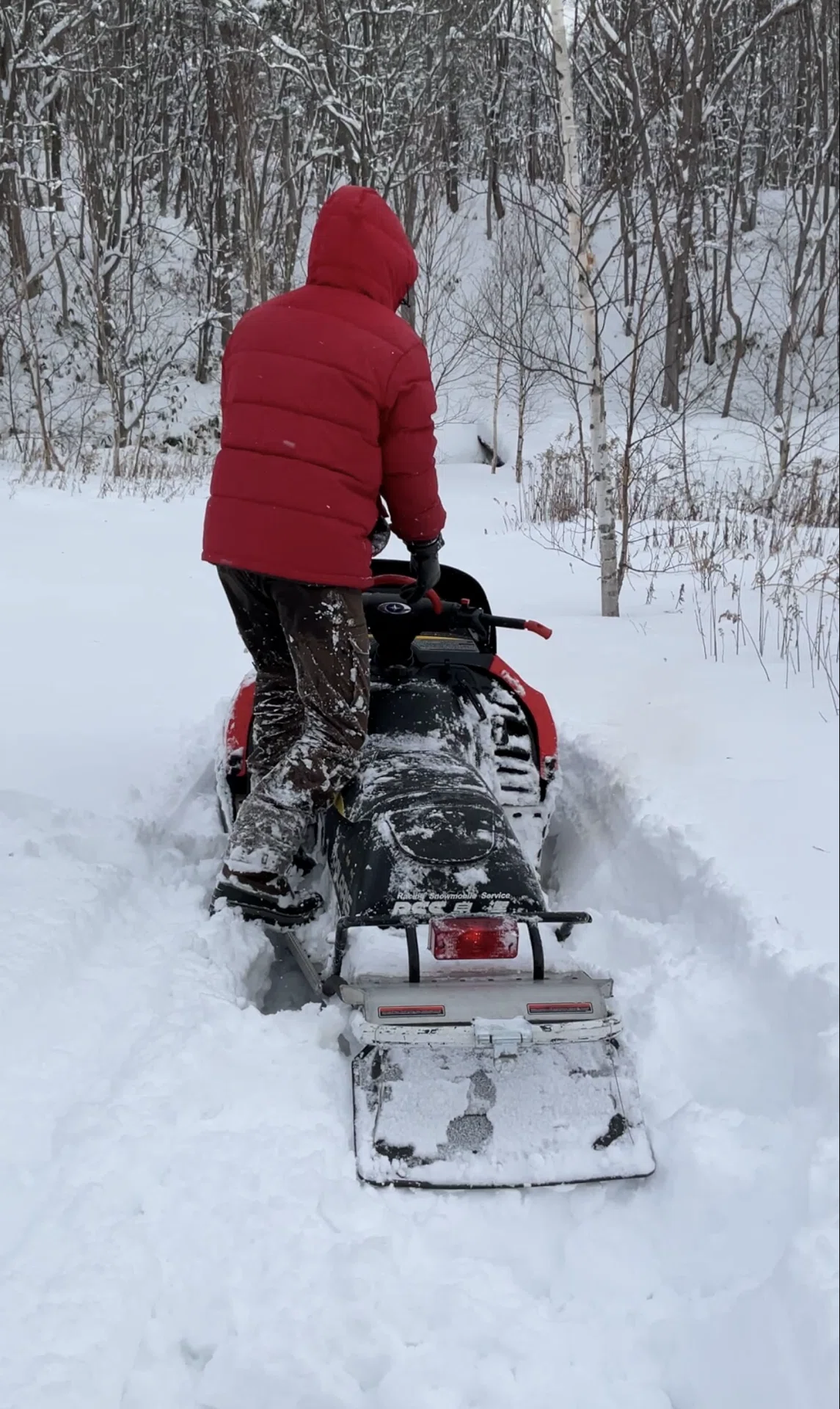 Snowmobile, Start｜GAGNON Hokkaidomaple