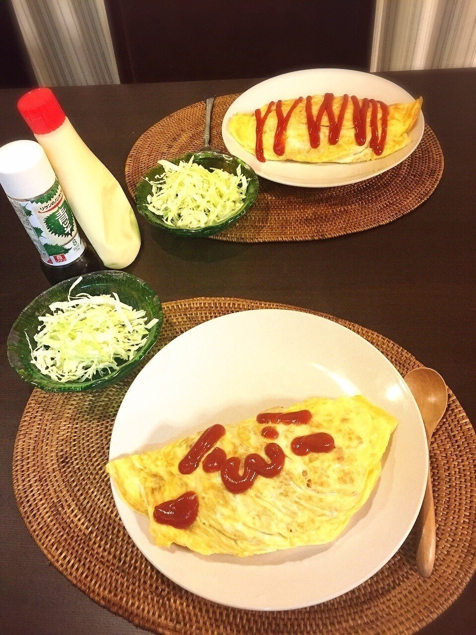 本日のuni家の晩御飯 寒い週末 こたつに巣ごもりうたた寝していた私とスナフキン 気づくとなんと17時30分 スナフキン 夜になってる 慌てて作ったオムライス ショボンの顔文字 Unimam 公式 Note