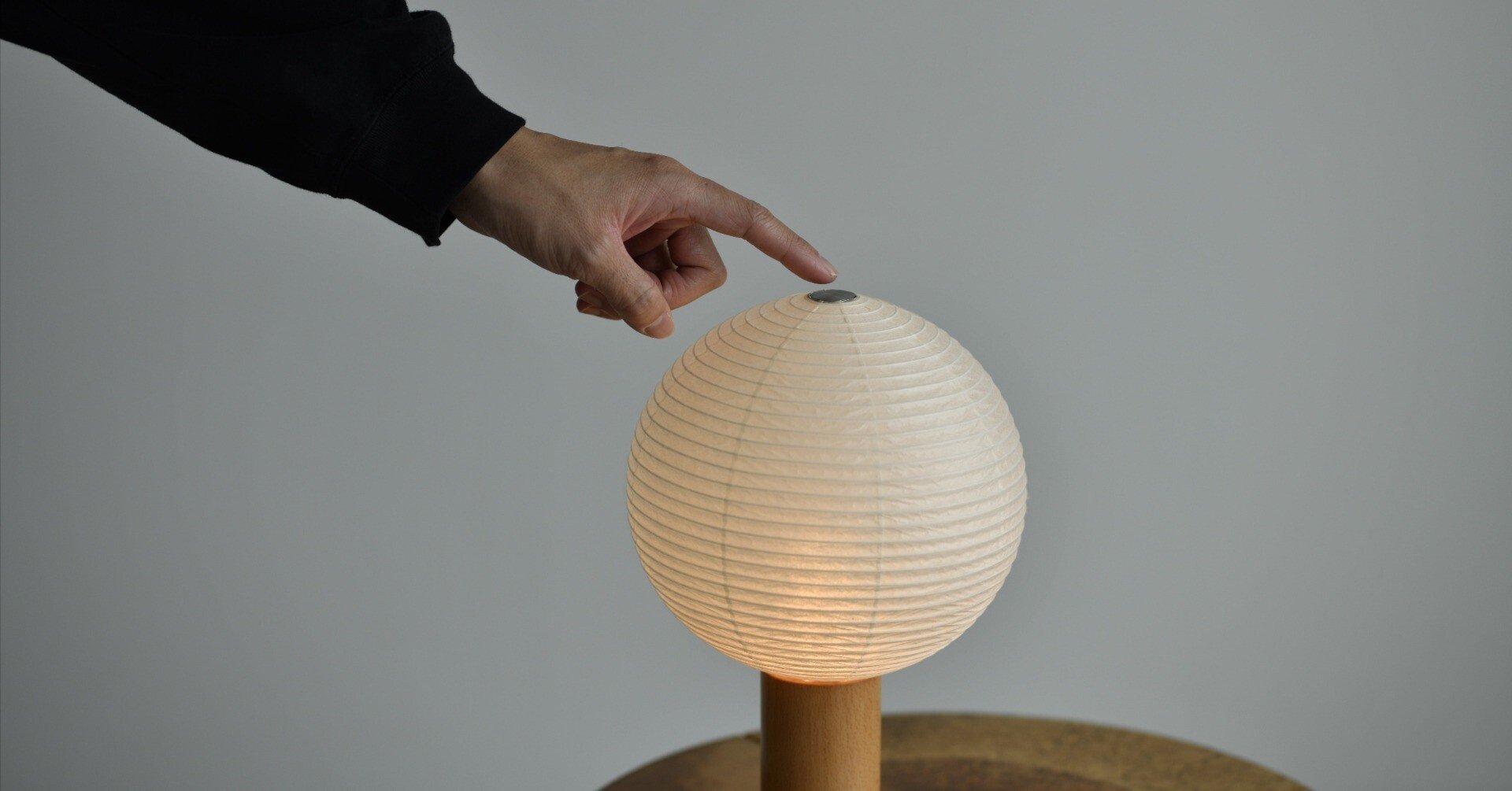 No.12「伝統を、持ち運ぶ。」 八女提灯の老舗が挑んだ、現代の提灯