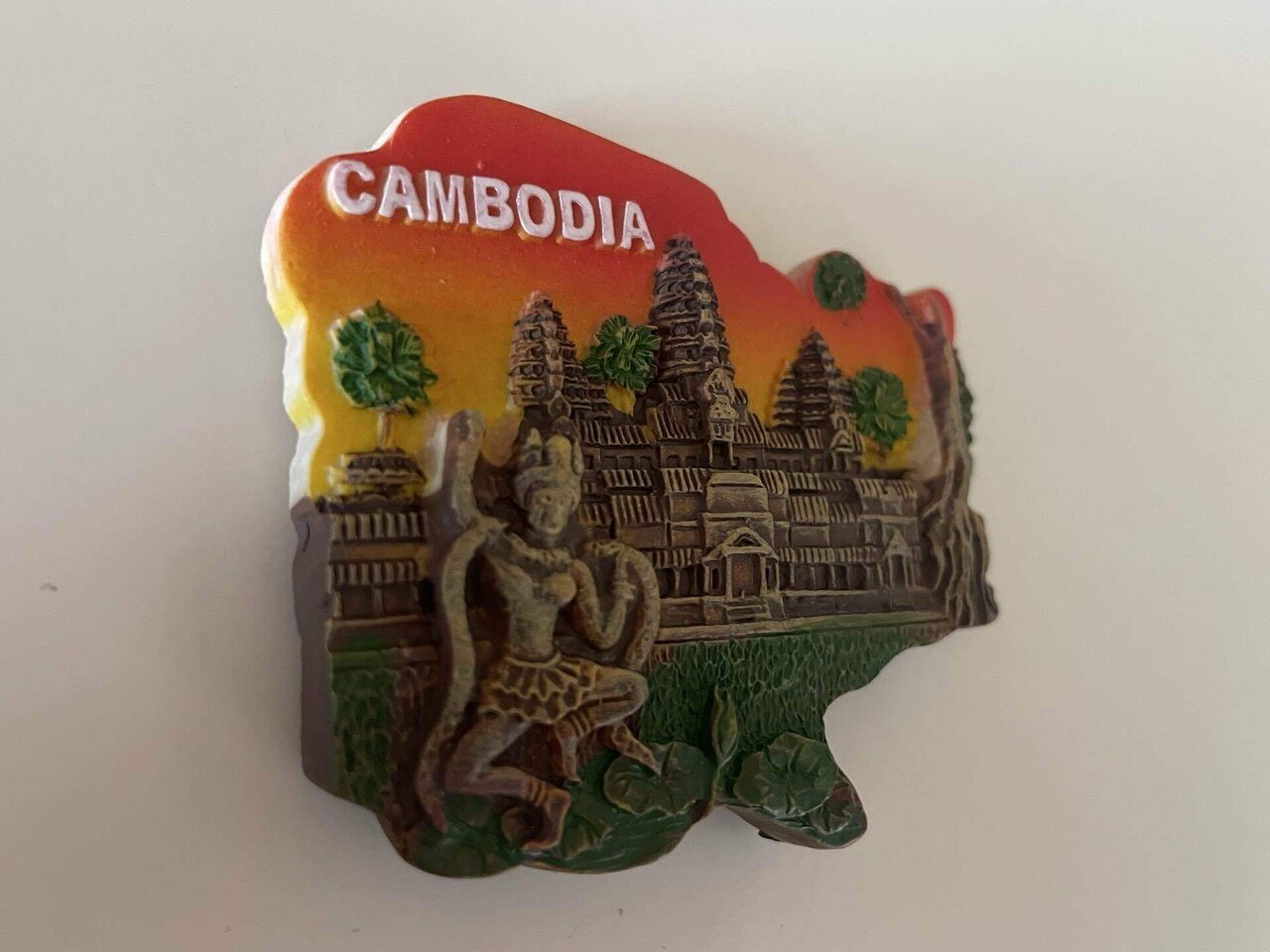 海外に行くたび、ゴツゴツしたマグネットを買ってしまう｜gonshi