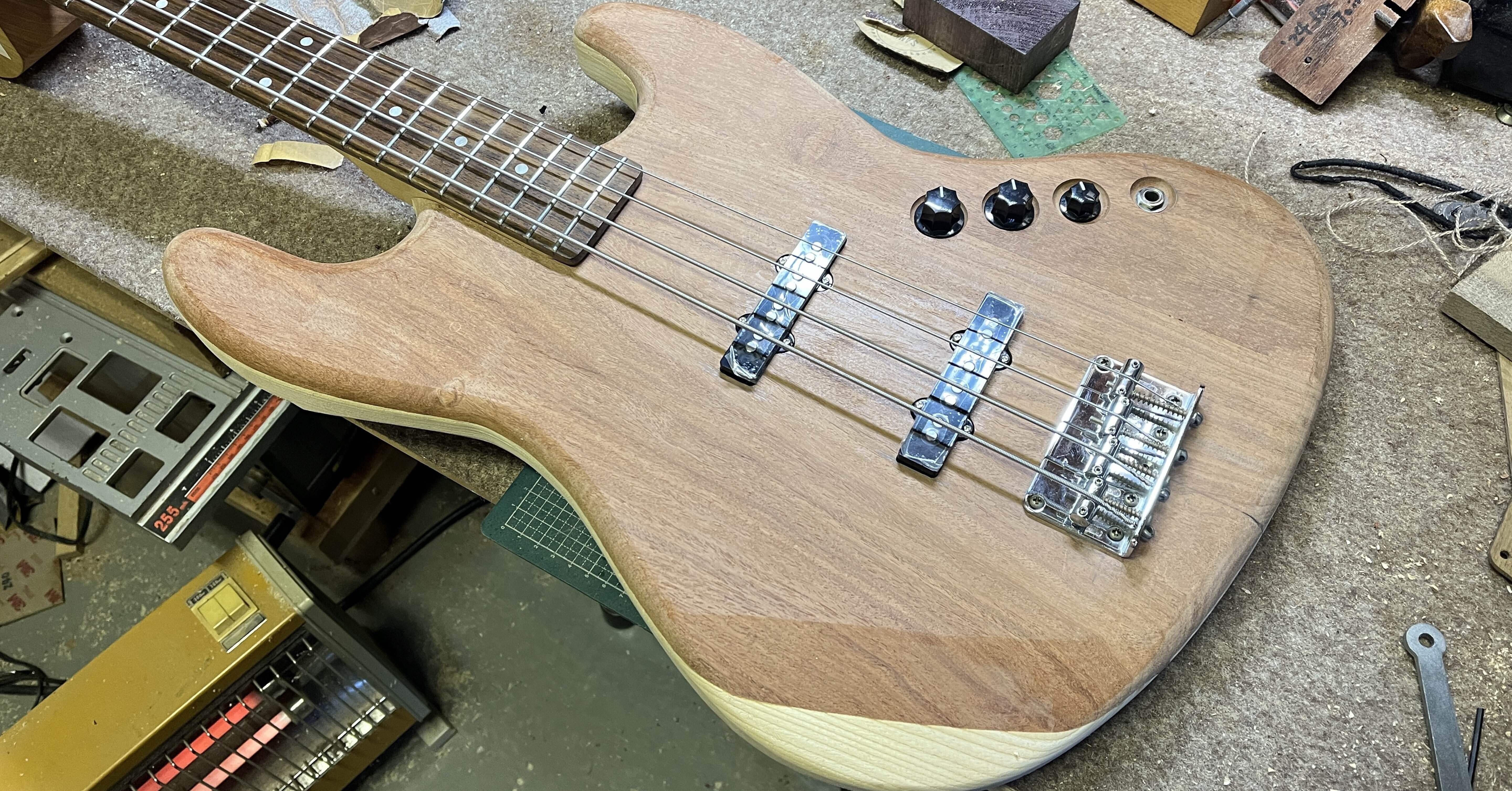 ジャンクギター遊び】Legend LJB-X mod.（続 安ベースはハイエンドの夢