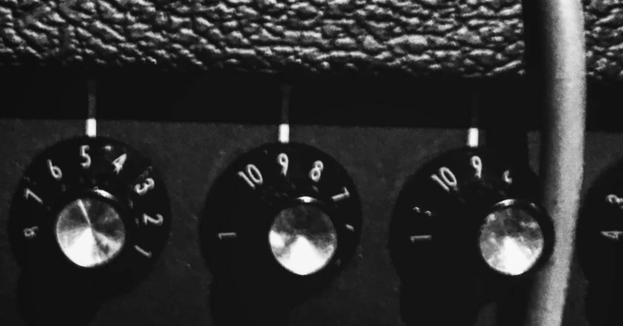 UAD OX Amp Top Box Wi-Fi接続奮闘記｜幻想缶詰工場