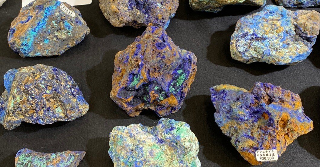 カメラよ、どうか石の魅力を伝えておくれ！「東京ミネラルショー」で25