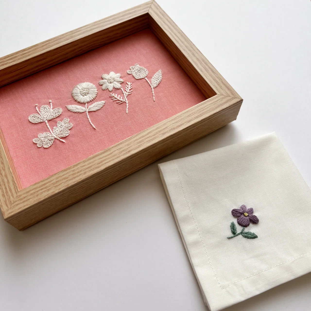 販売】刺繍図案 春の野原｜Atelier Orava（アトリエ オラバ）