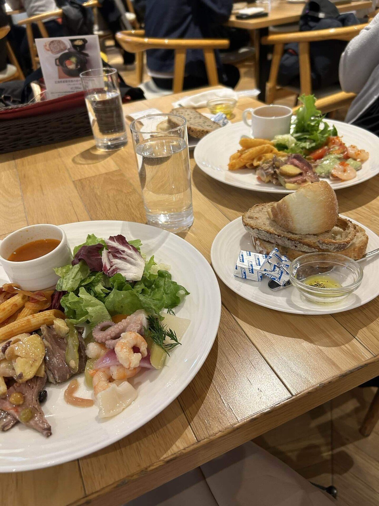 広島アンデルセンで出会った、国境を越える笑顔と「HIROSHIMA」のパン