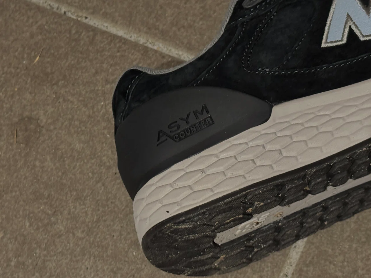 休日の長距離歩行用に - ニューバランス Fresh Foam 1880 v1 りおつ