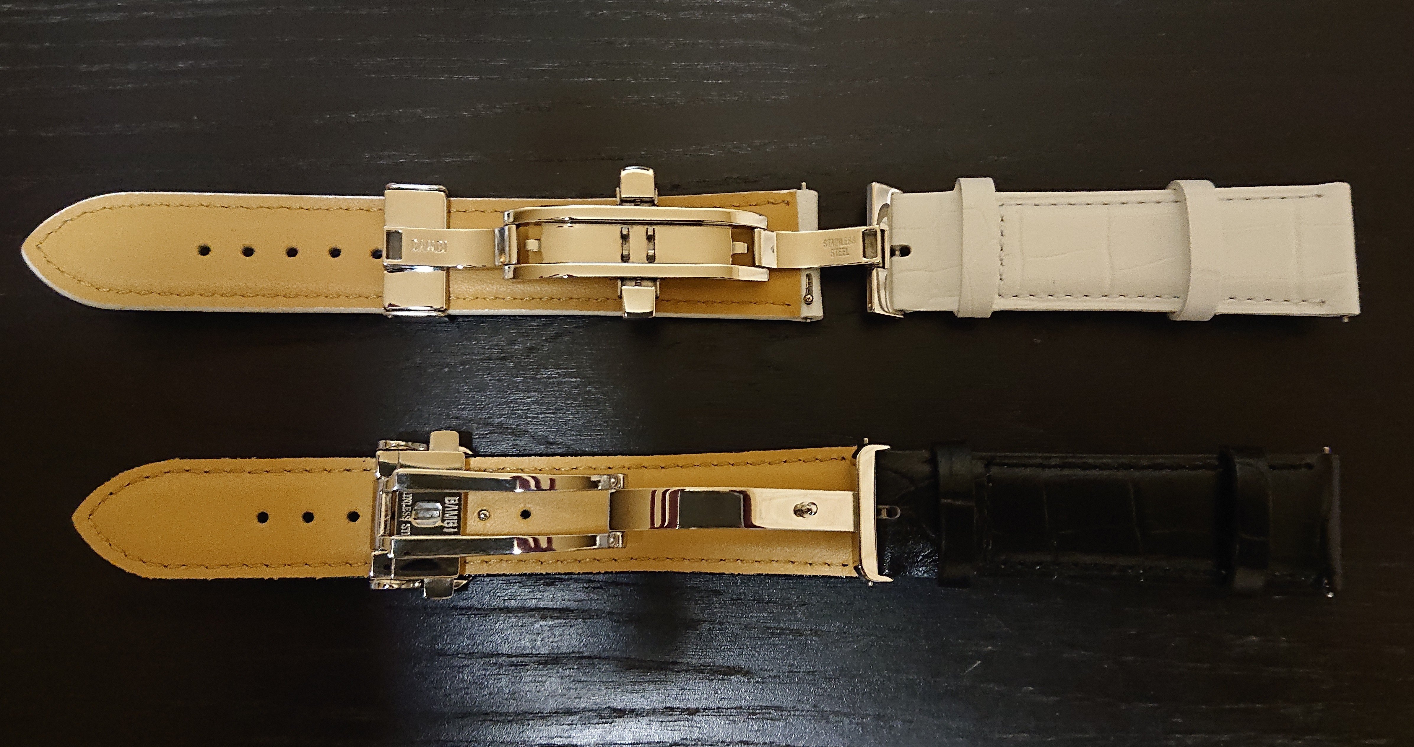 その日の気分で服や靴は替えるのに 腕時計の革ベルトを替えないのはなぜ 吾唯足ルヲ知ラズ Note