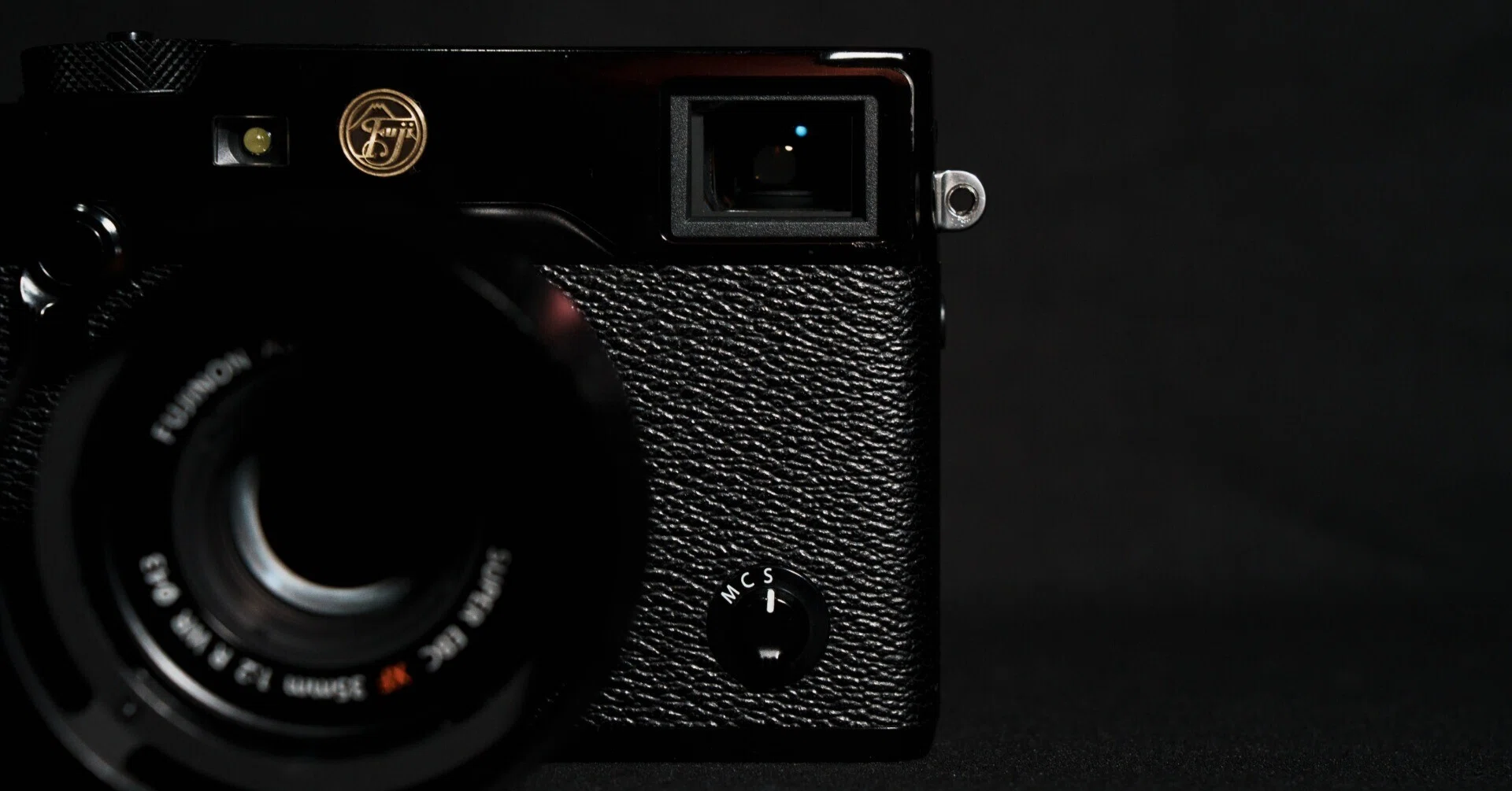 9年経って手に入れた、色褪せない名機。｜FUJIFILM X-Pro2｜Oto Hanada