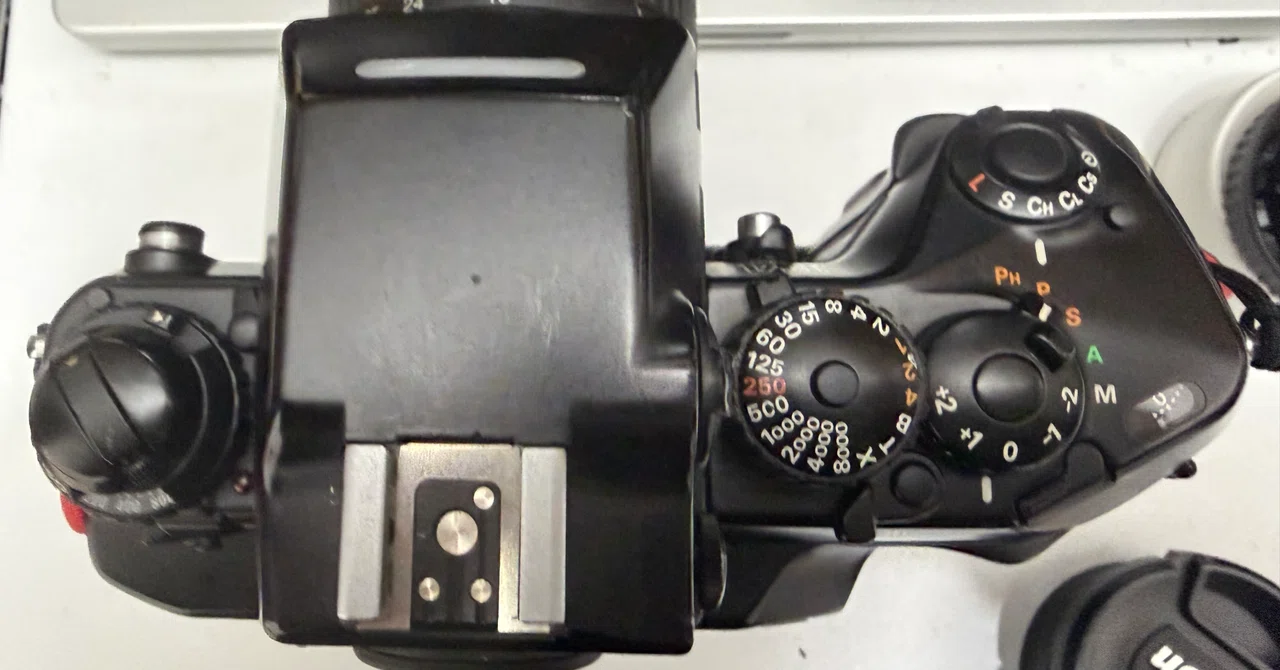 Nikon F4の不思議】今中古がお買い得｜jaguar