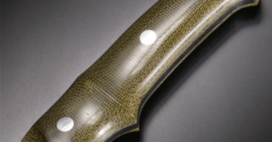 ナイフハンドル材「マイカルタ」と「G10」。あなたはどっち派？｜YAKU