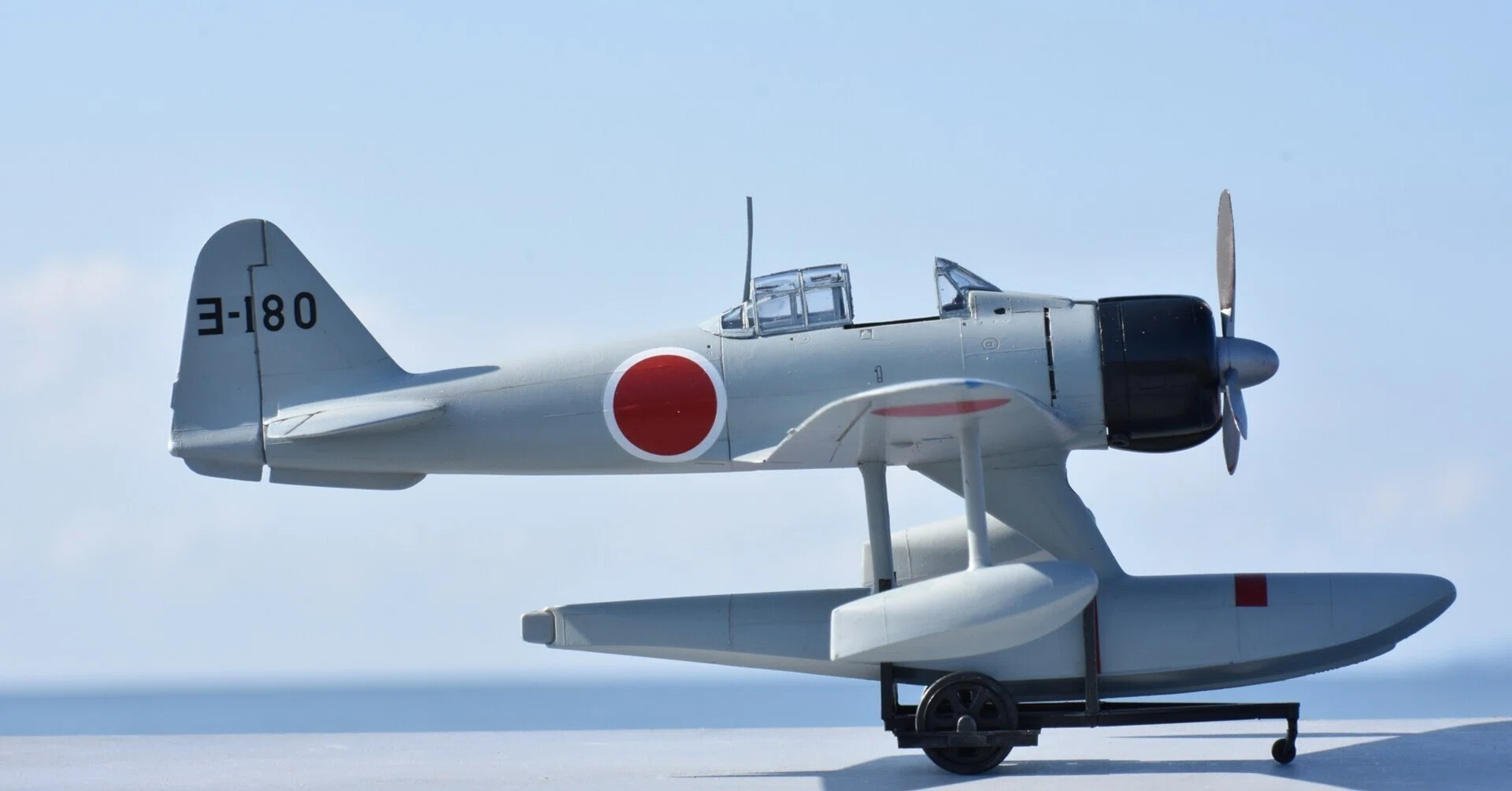 すいすい作ろう水上機(タミヤ1⁄48 二式水上戦闘機)|きむら@もけい すいすい作ろう水上機(タミヤ1⁄48 二式水上戦闘機)|きむら@もけい
