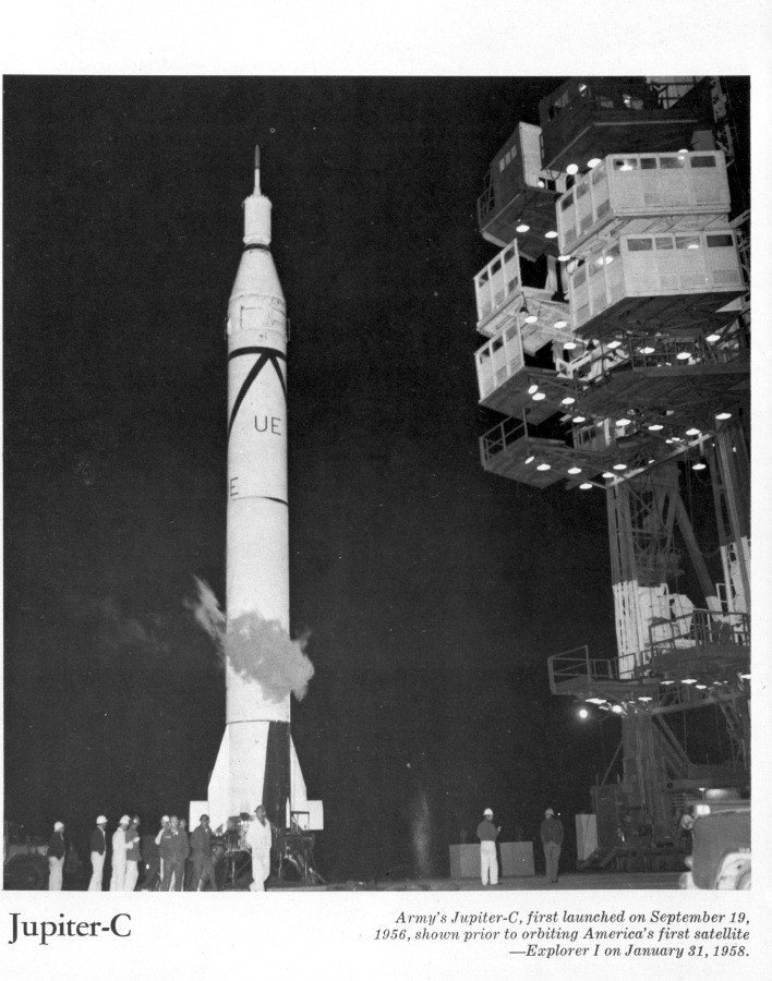 アメリカ初の人工衛星を打ち上げた ジュピター・ジュノーロケット 目で