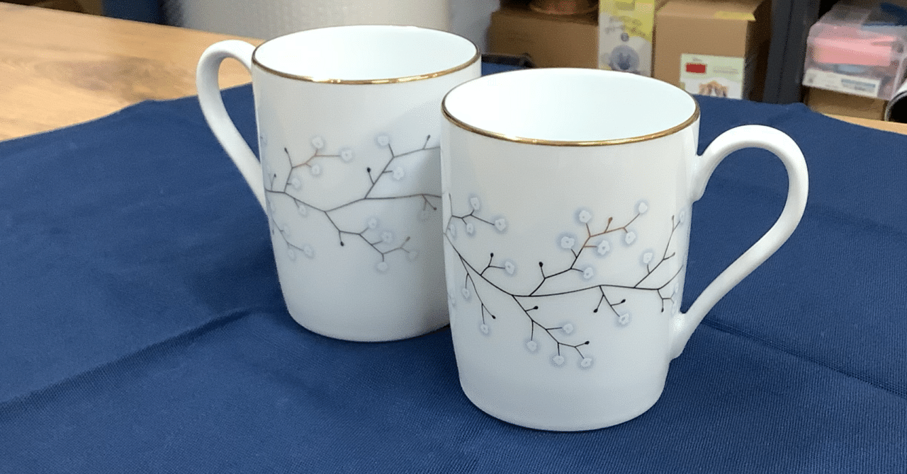 ノリタケ ホワイトベル マグカップペアセットのご紹介｜テーブル