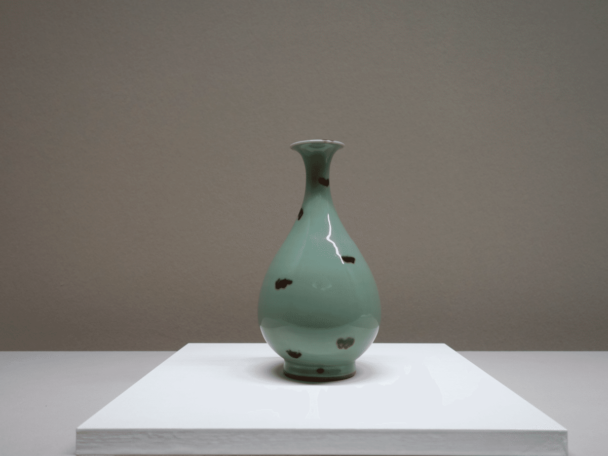 く*む様 青磁花生 ColBase