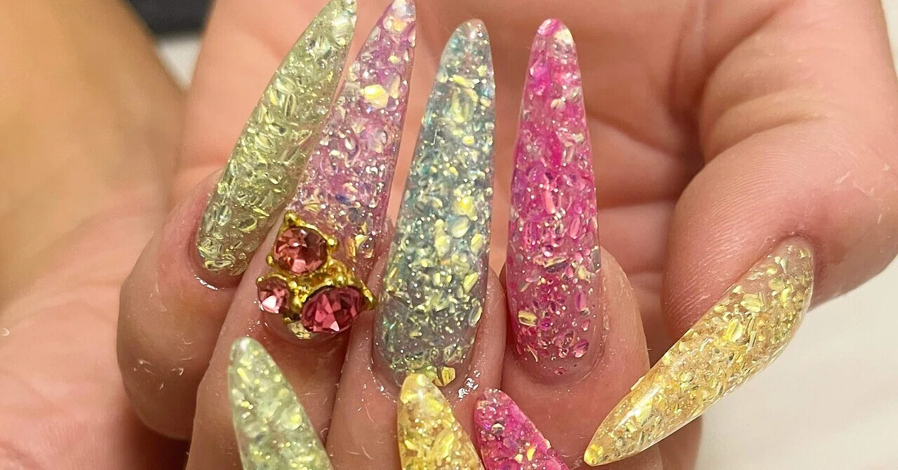 ワンカラー🩵🩷アクリルスカルプネイル💅✨｜cheri0315nail