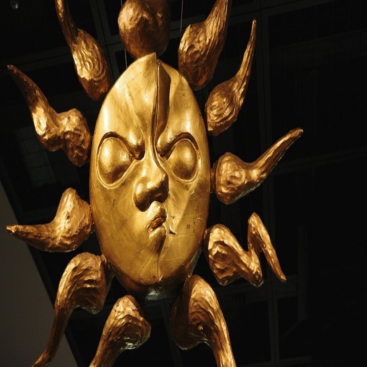 GR旅情］ 巨匠・岡本太郎の情熱に触れる旅｜絞り開放戦線