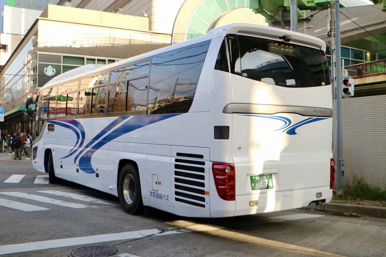 カバオ Honshi Kaikyo Bus] Tokushima Office H1203 Arrives｜垂水の止利