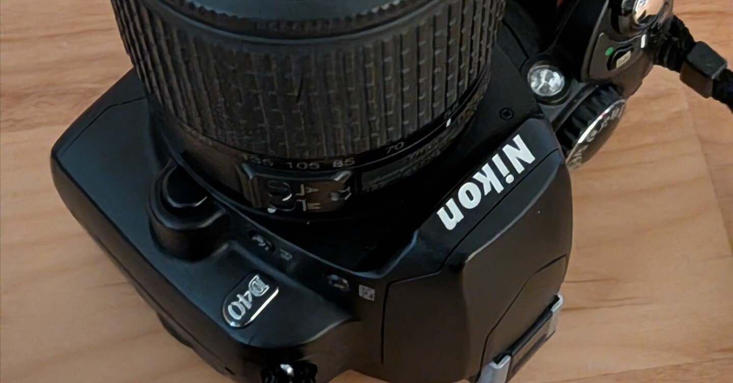 再びNikon D40 を手にして、この機能的なカメラに強く惹かれました